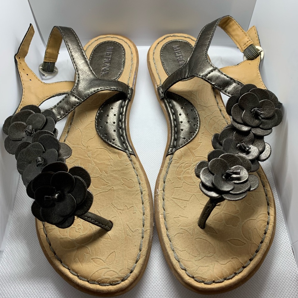 Merona Flower Detail Sandals